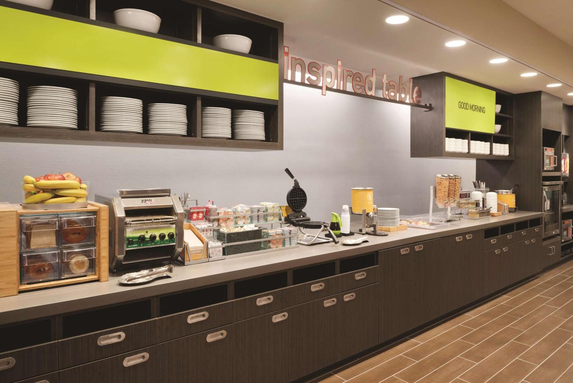 Home2 Suites By Hilton Iowa City Coralville Exterior foto